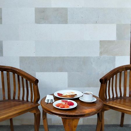Kutus Bali Guesthouse Sanur Dış mekan fotoğraf